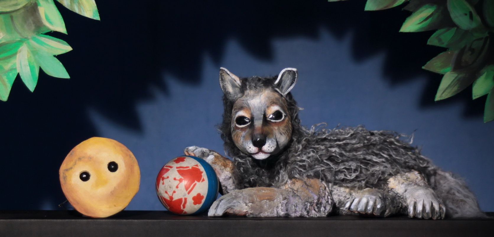 Der dicke, fette Pfannkuchen und der Wolf, Moussong Theater mit Figuren