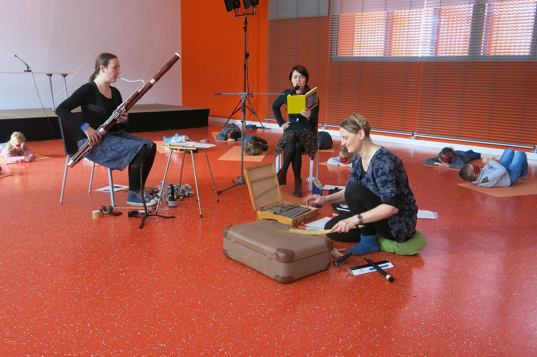 Augen zu und Lauscher auf - HörTheater für Kinder und Familien_1
