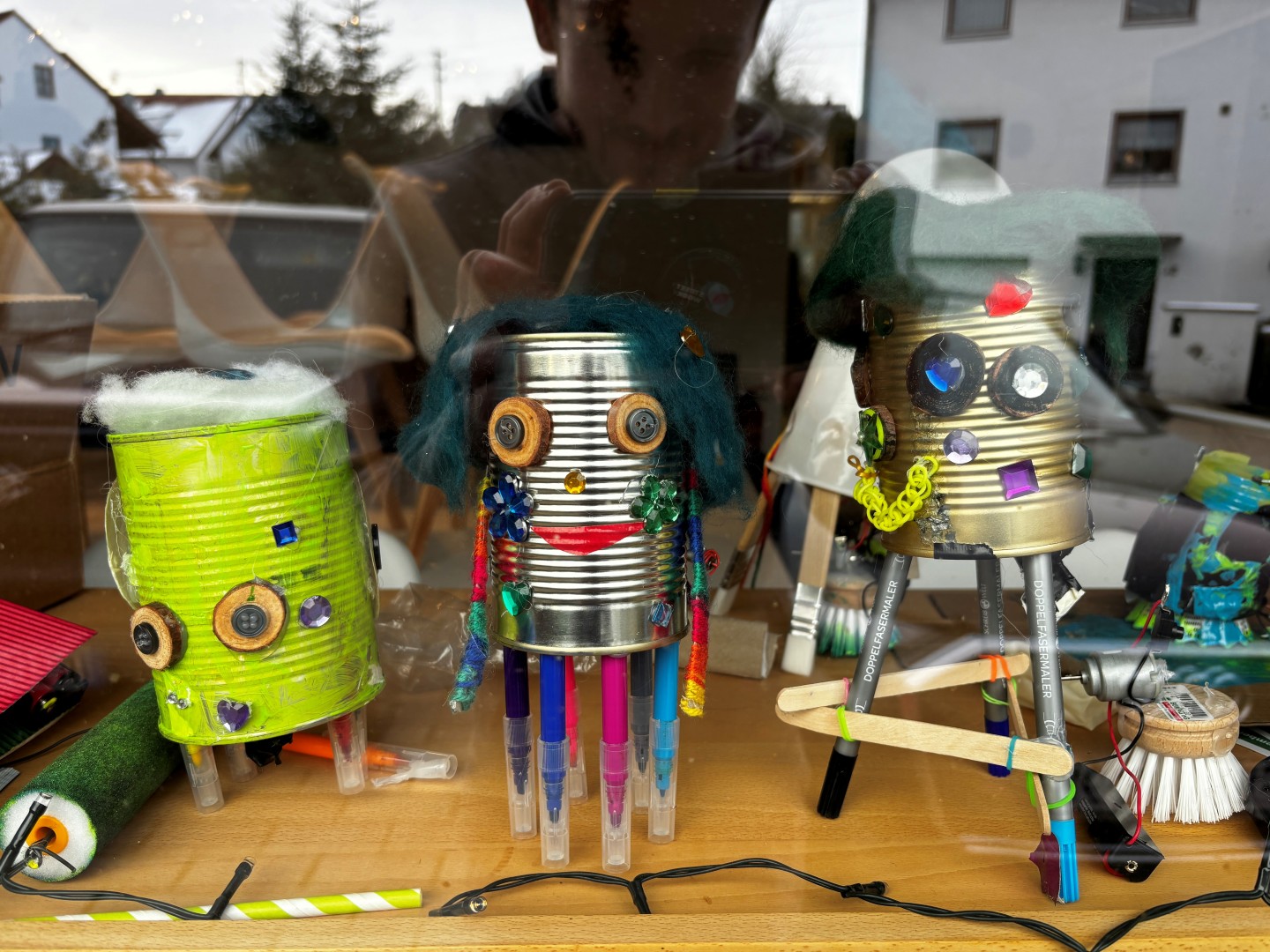 Roboter aus Dosen