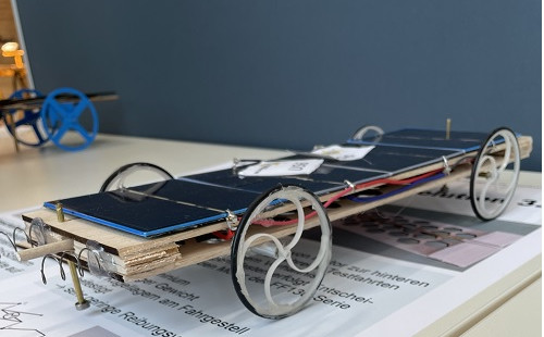 Ein selbst gebautes kleines Solarfahrzeug